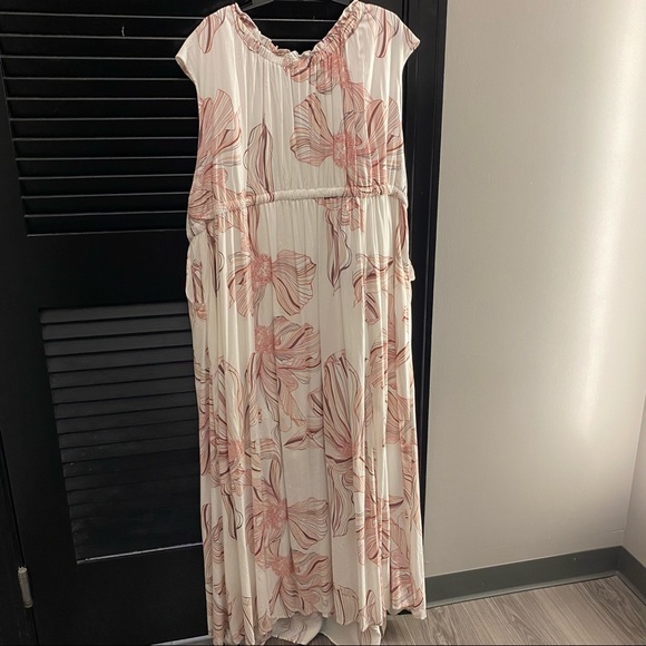 Torrid Flowy Maxi Dress Sz 5 - Picture 7 of 7